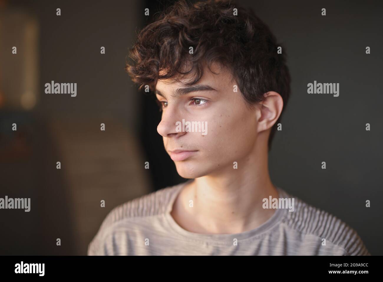 Male teen portrait hi-res stock photography and images - Alamy