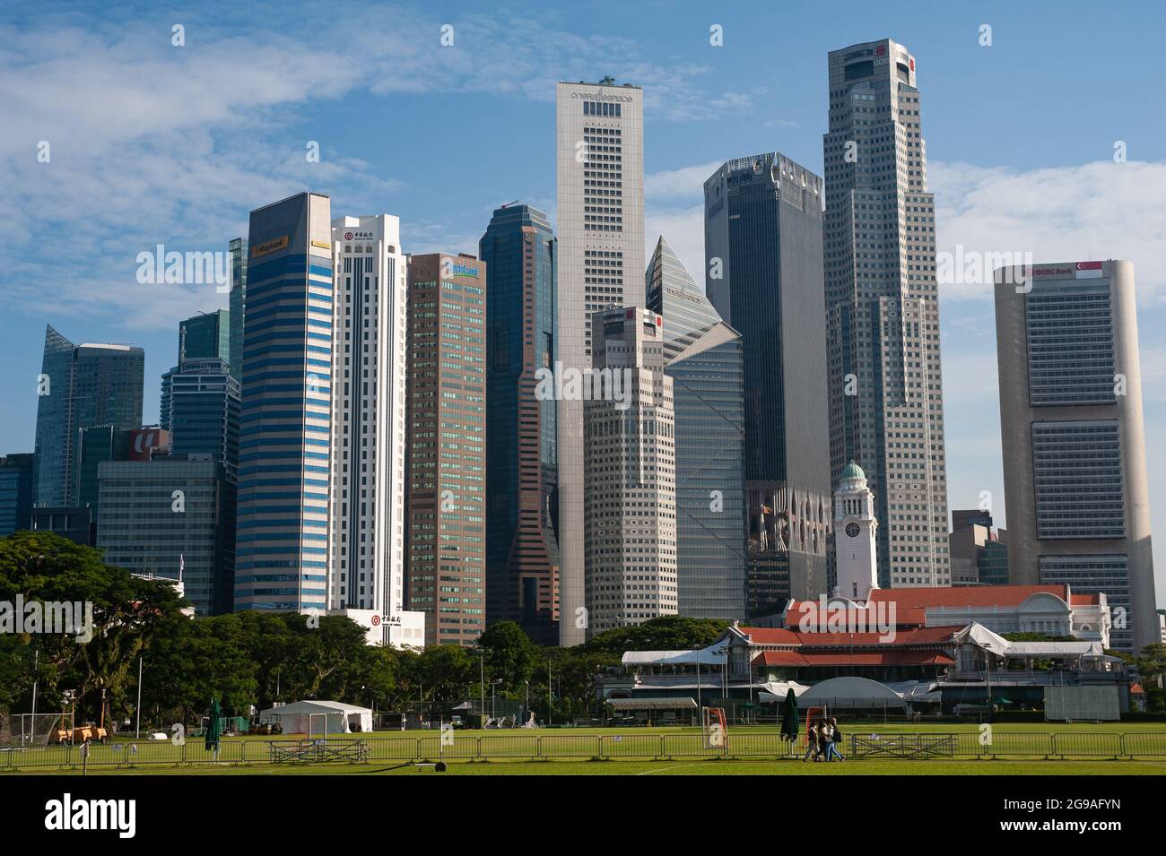 24.07.2021, Singapore, Republic of Singapore, Asia - Cityscape with skyline of the central business district and the skyscrapers around Raffles Place. Stock Photo