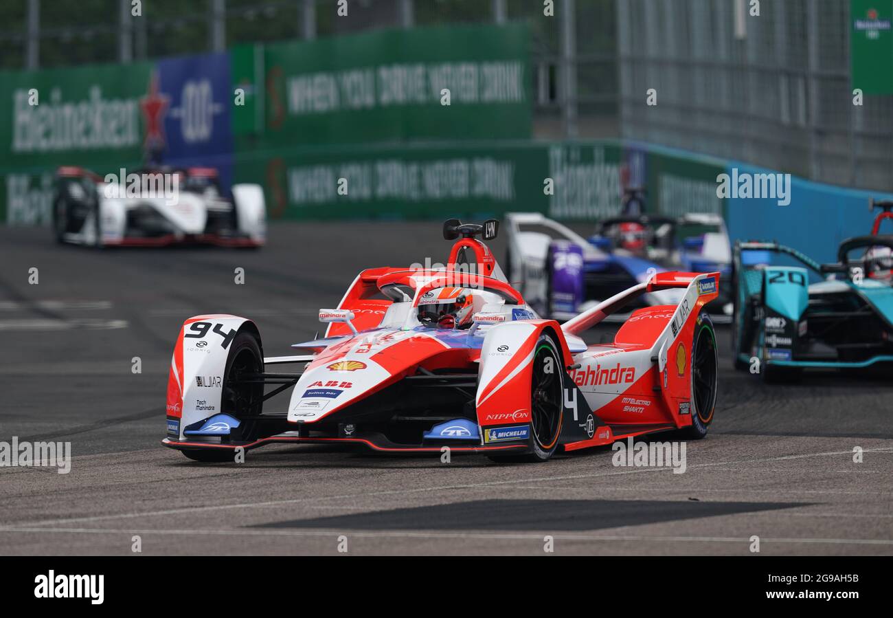 Mahindra Racing's Alex Lynn during the Heineken London E-Prix at ExCel ...
