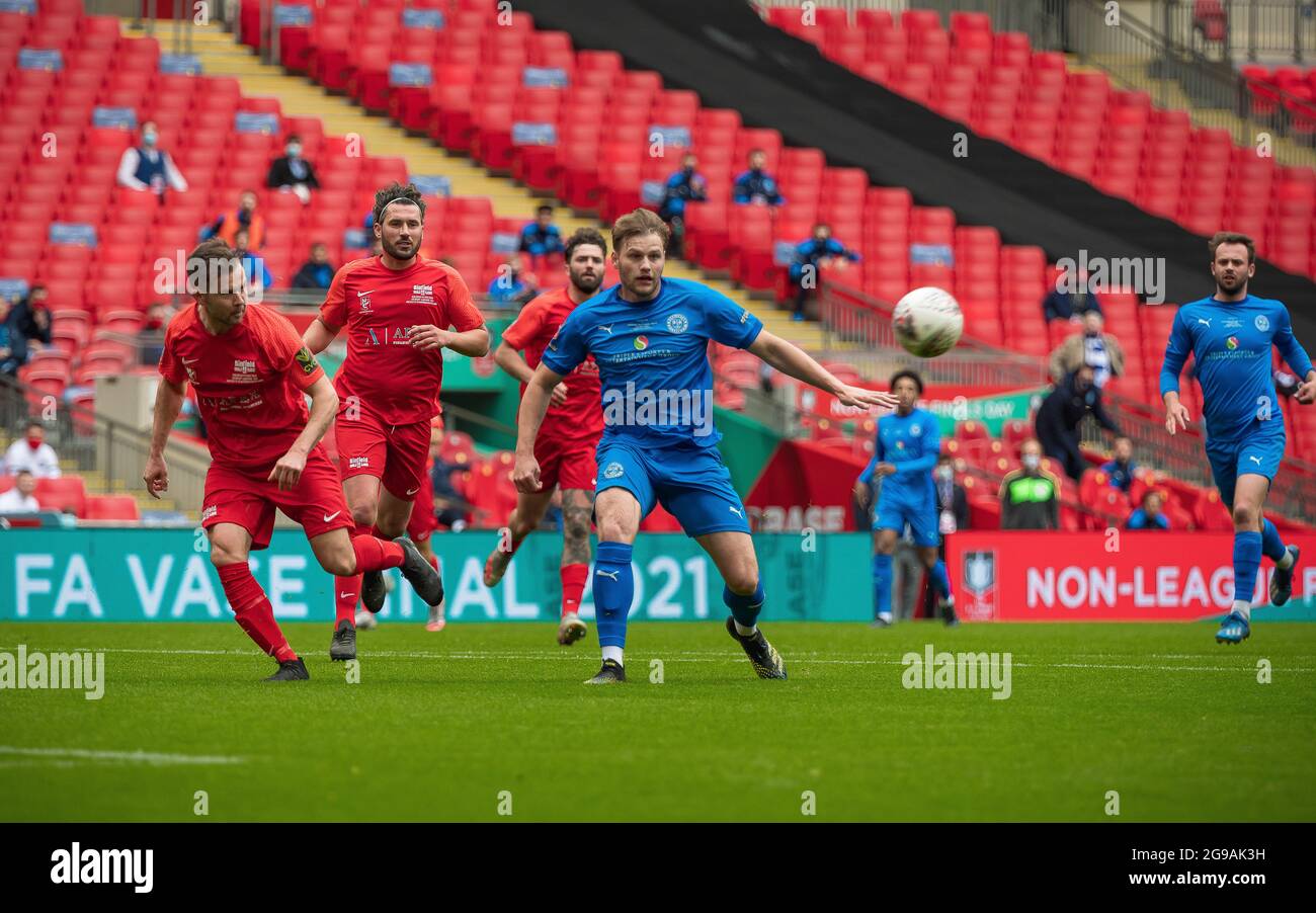 Buildbase FA Vase 2020/21 Final, Binfield v Warrington Rylands, Wembley Stadium, Saturday, 22 May 2021 Stock Photo