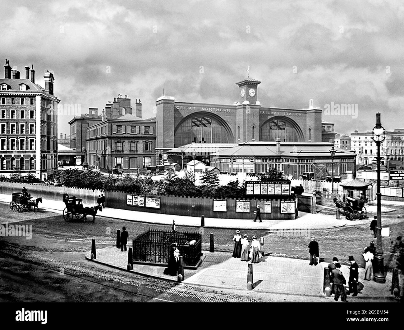 Kings Cross station (1890) Stock Photo