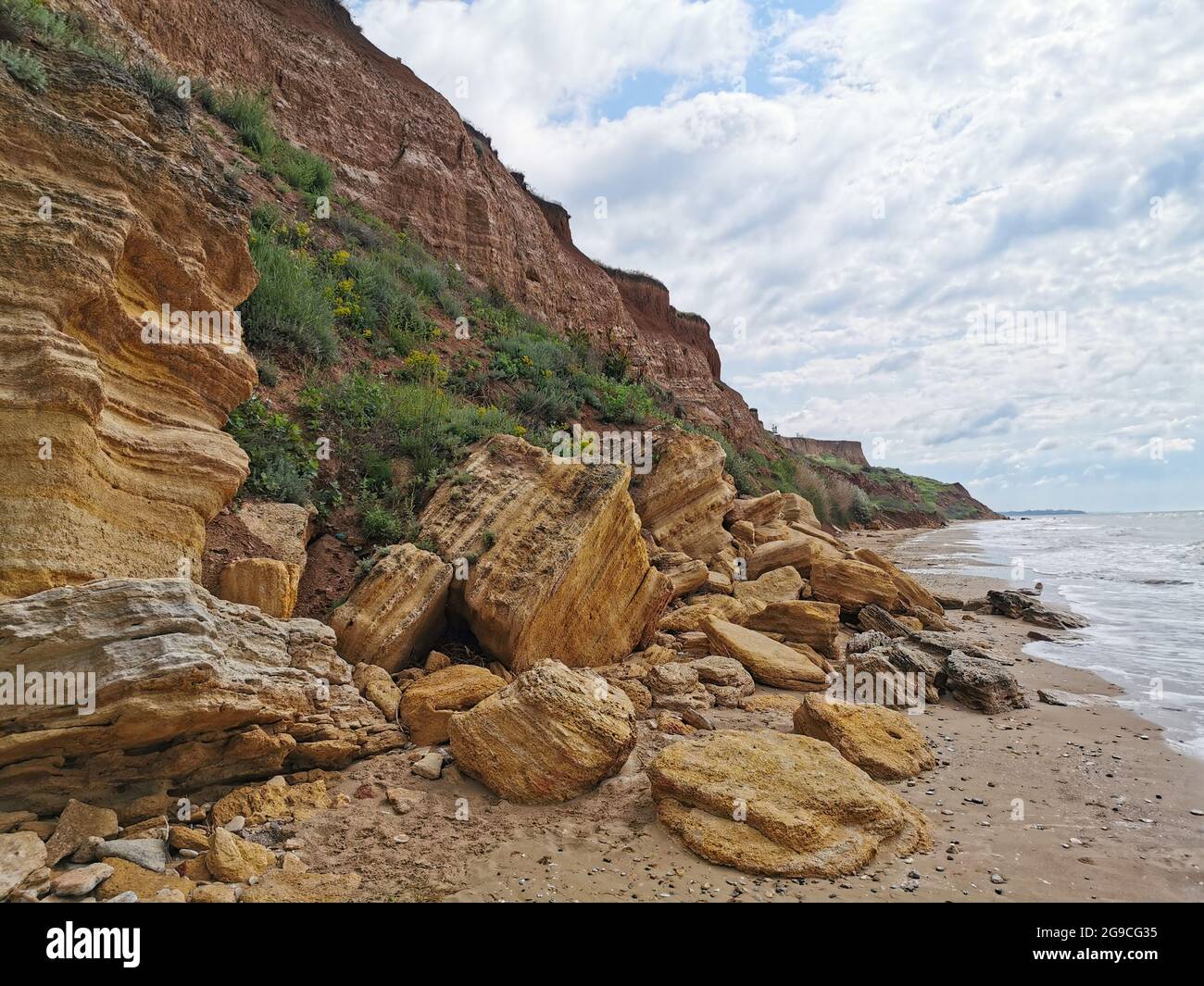 Rock rocky sea shore erosion hi-res stock photography and images - Alamy
