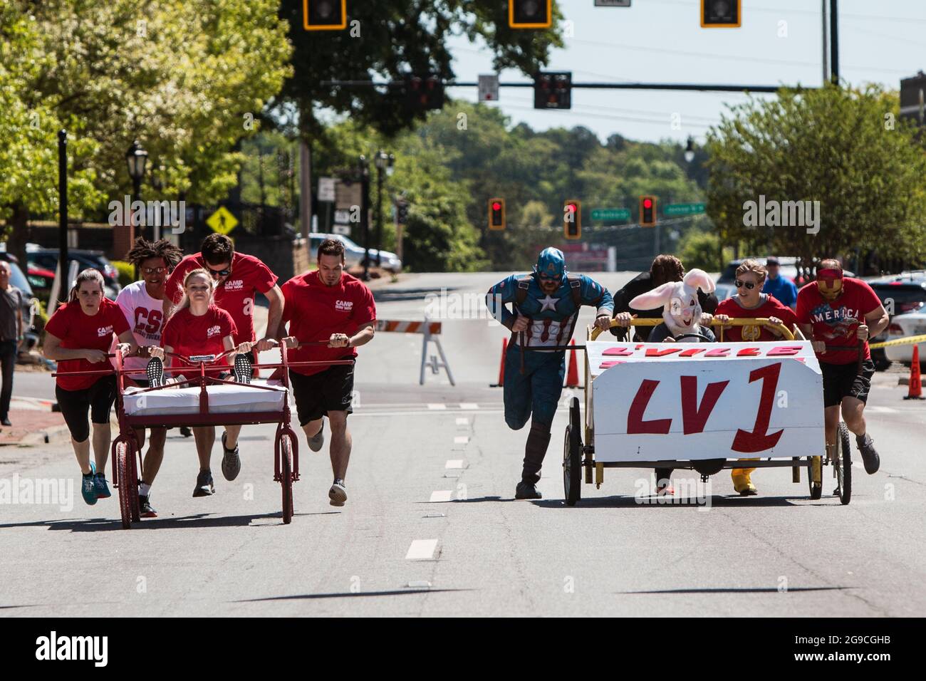 Bed race pushing hi-res stock photography and images - Alamy