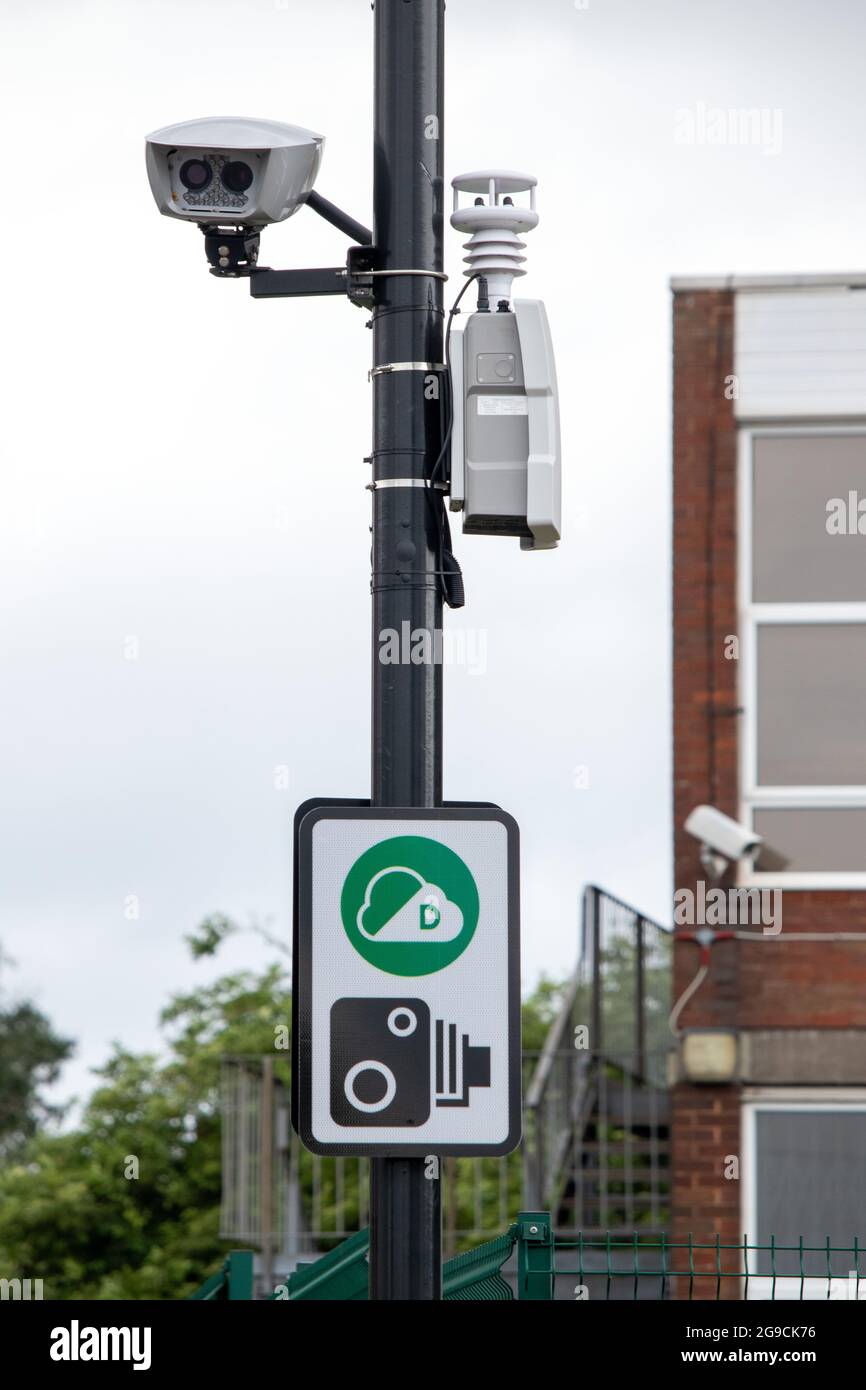 A clean air zone camera in Frank Street, Birmingham. Birmingham introduced a clean air zone in Birmingham in 2021. There are over 50 cameras around Birmingham that capture images of vehicles entering and leaving the Clean Air Zone. Stock Photo