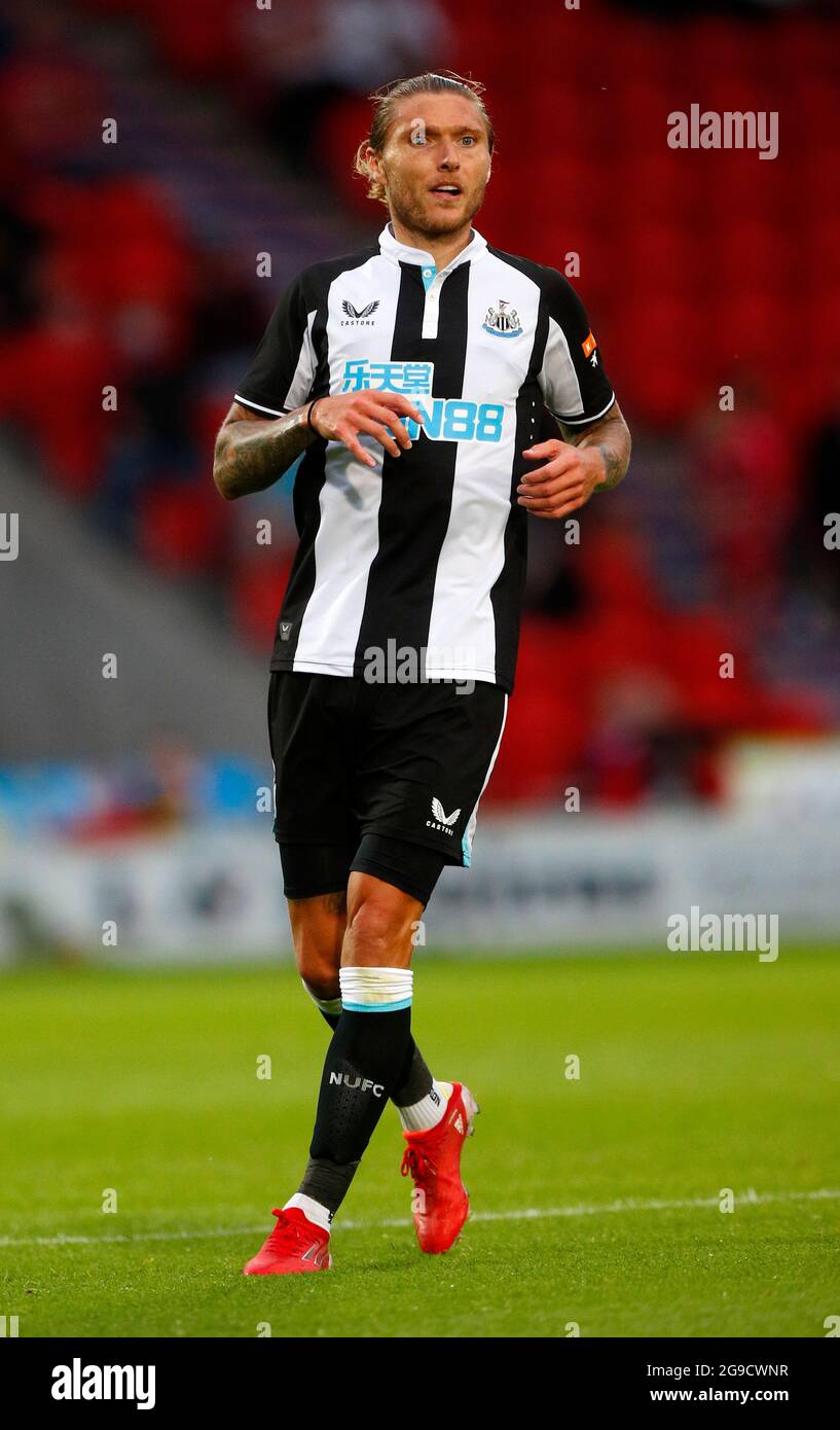 Doncaster, England, 23rd July 2021. Jeff Hendrick of Newcastle United during the Pre Season Friendly match at the Keepmoat Stadium, Doncaster. Picture credit should read: Lynne Cameron / Sportimage Stock Photo
