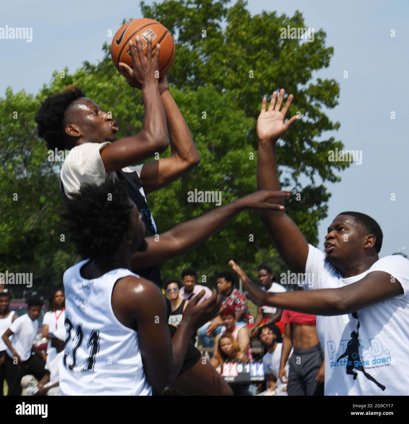 Racine, Wisconsin, USA. 25th July, 2021. LLB plays LJH in a game in the