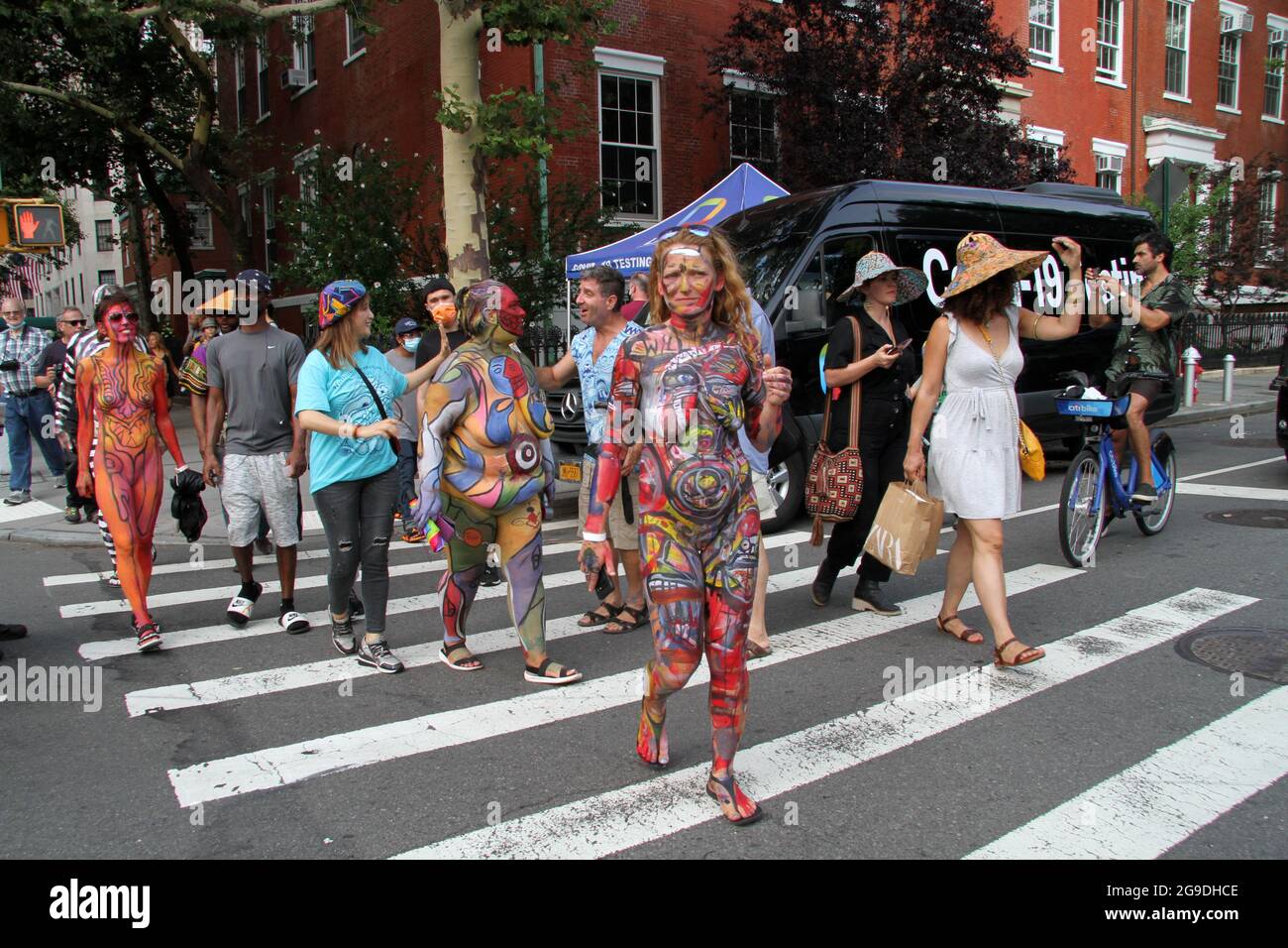 New york body painting day hires stock photography and images Alamy