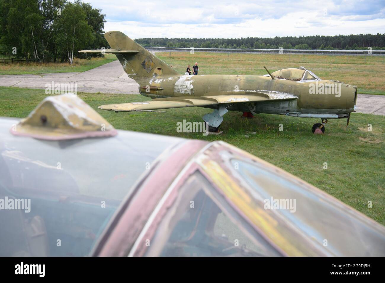 21 July 21 Brandenburg Schorfheide Ot Finowfurt A Mig 17f Fighter Plane Stands Behind A Mig 23bn On The Grounds Of The Aviation Museum Numerous Objects Can Be Viewed On The Former Military Airfield Of