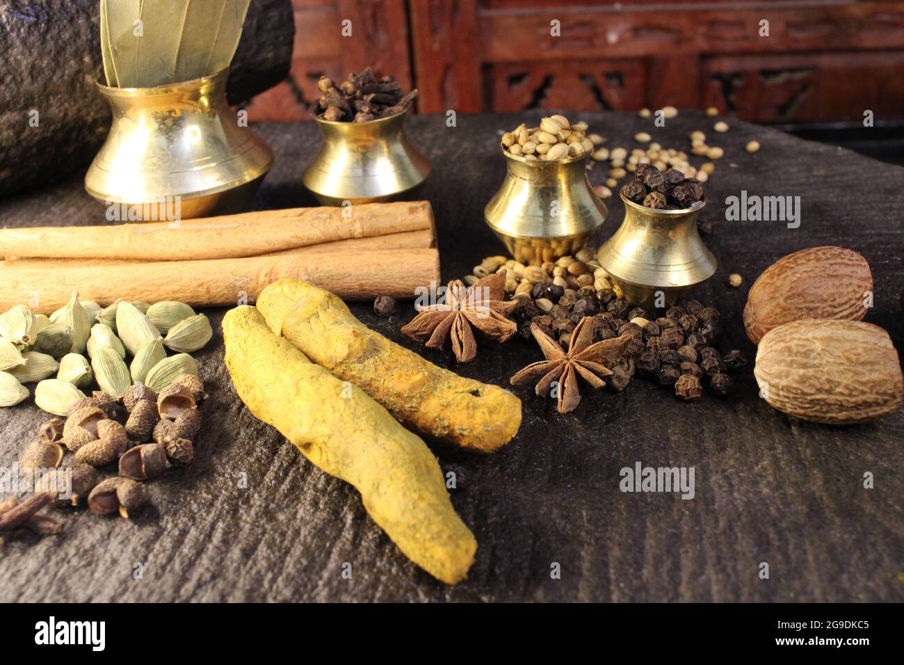 Most common and flavourful Indian Spices. Spices used in Indian food