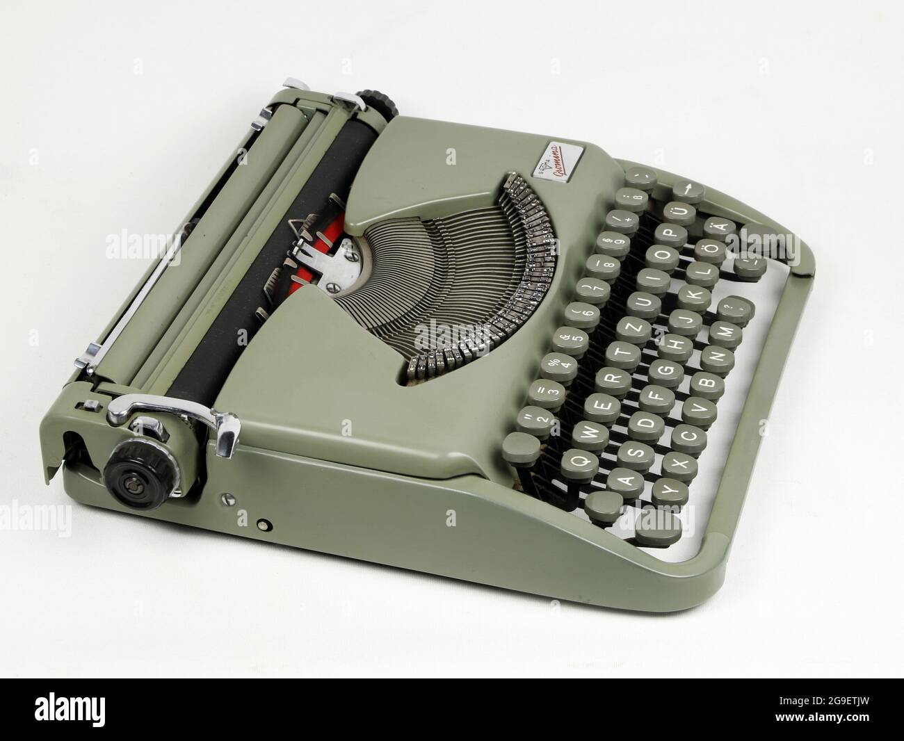 technique, portable typewriter Gromina, producer: VEB groma, ADDITIONAL-RIGHTS-CLEARANCE-INFO-NOT-AVAILABLE Stock Photo