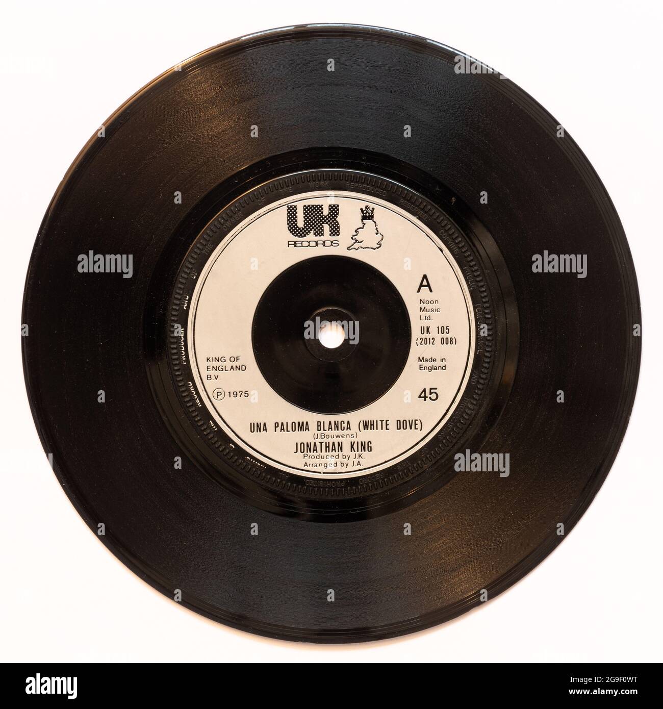 Una paloma blanca white dove hires stock photography and images Alamy