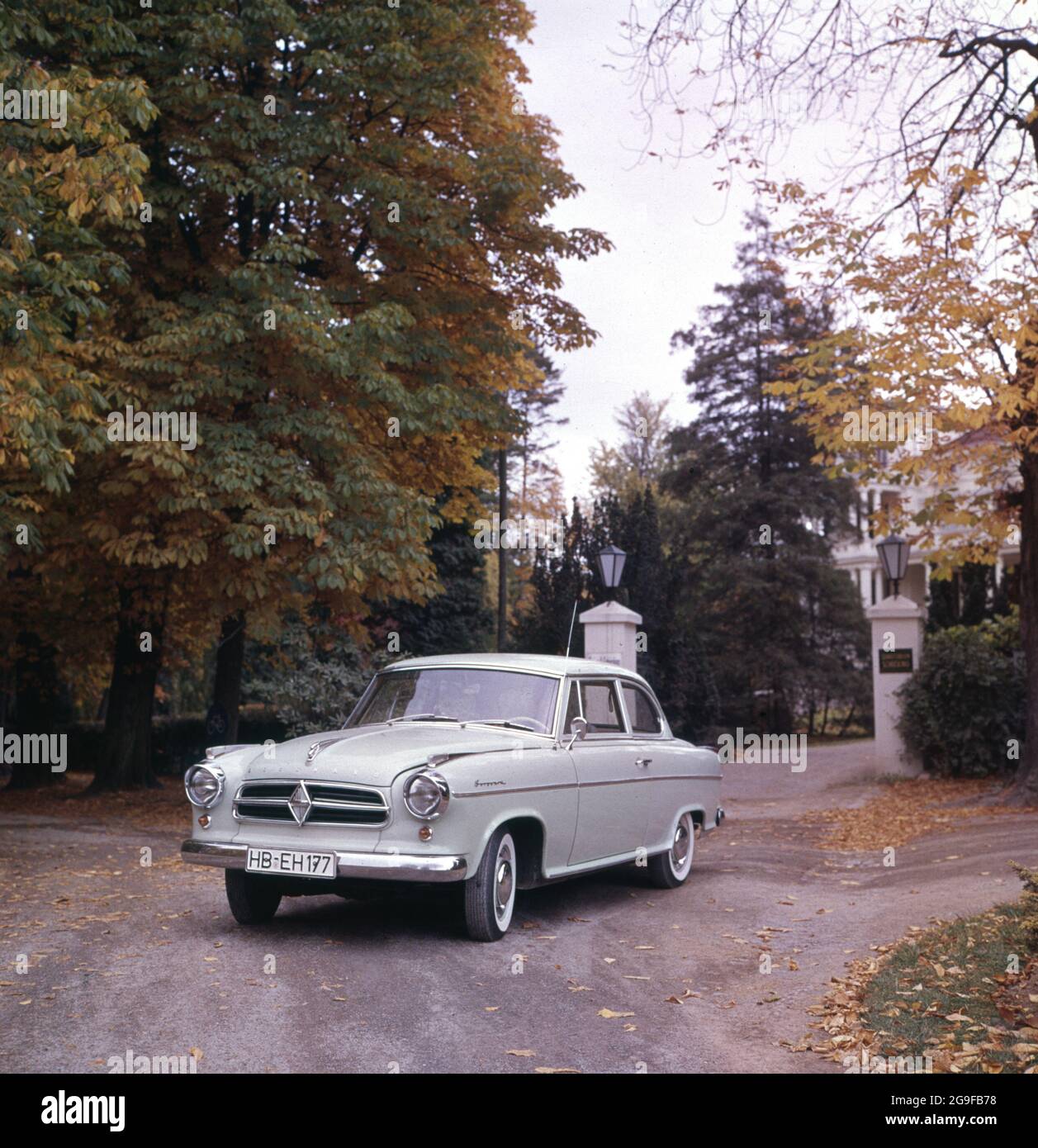 transport, car, Borgward Isabella TS, bath Pyrmont, 1959, ADDITIONAL-RIGHTS-CLEARANCE-INFO-NOT-AVAILABLE Stock Photo