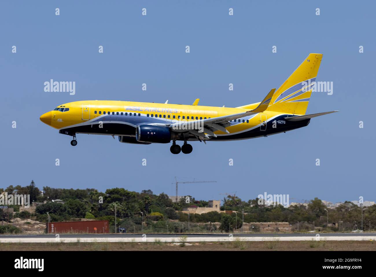ASL Airlines France Boeing 737-73S (Reg.: F-GZTQ) coming in for a repatriation flight of French COVID-19 infected English Stock Photo