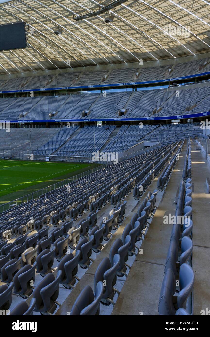 Athletic arena interior hi-res stock photography and images - Alamy