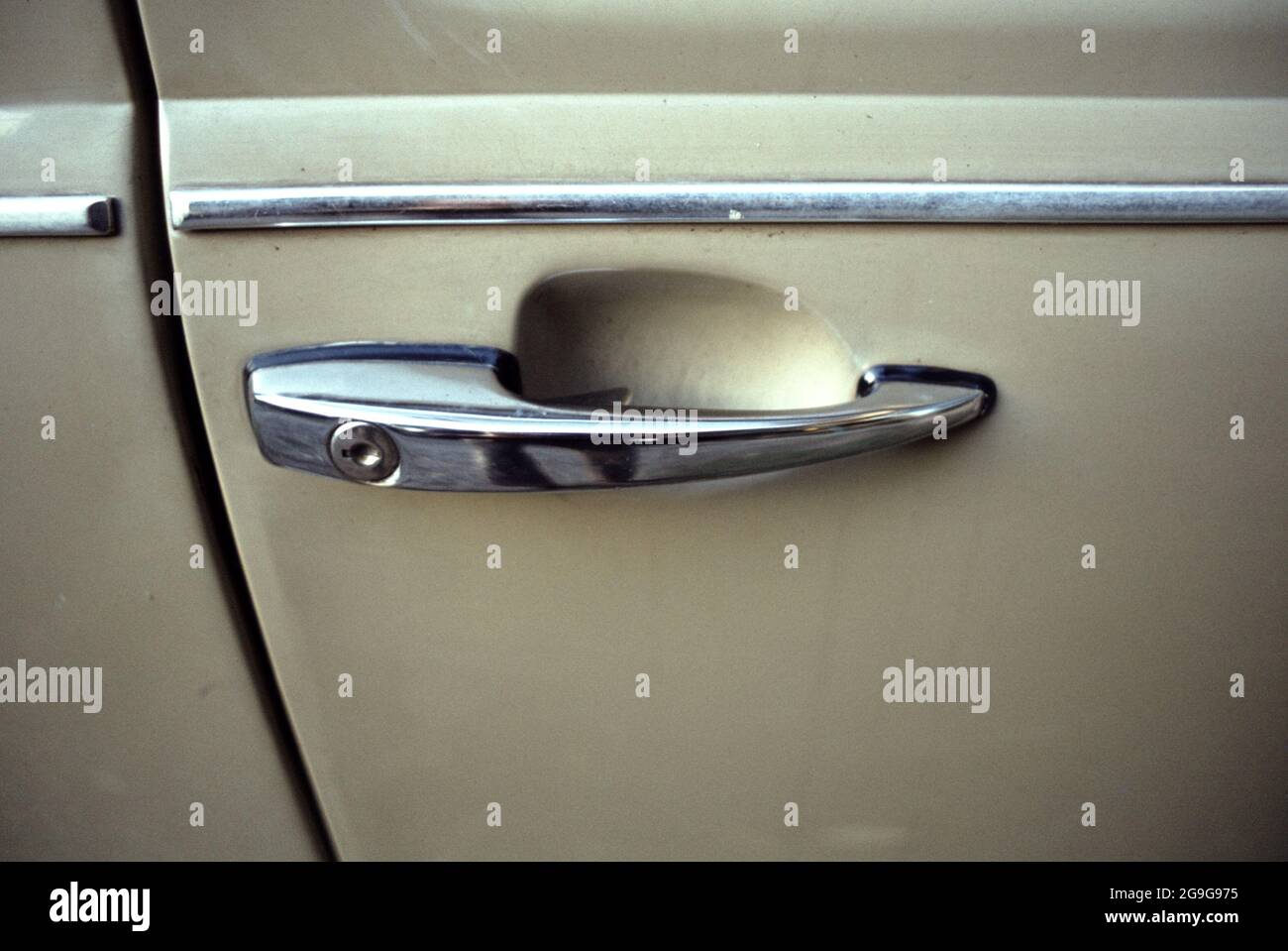 Vw beetle door handle deals