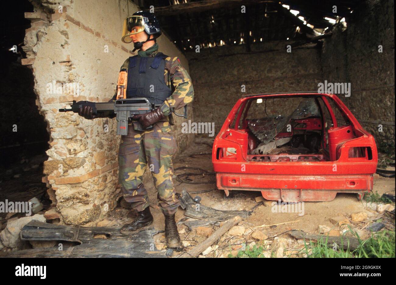 ndrangheta-carabinieri-hi-res-stock-photography-and-images-alamy