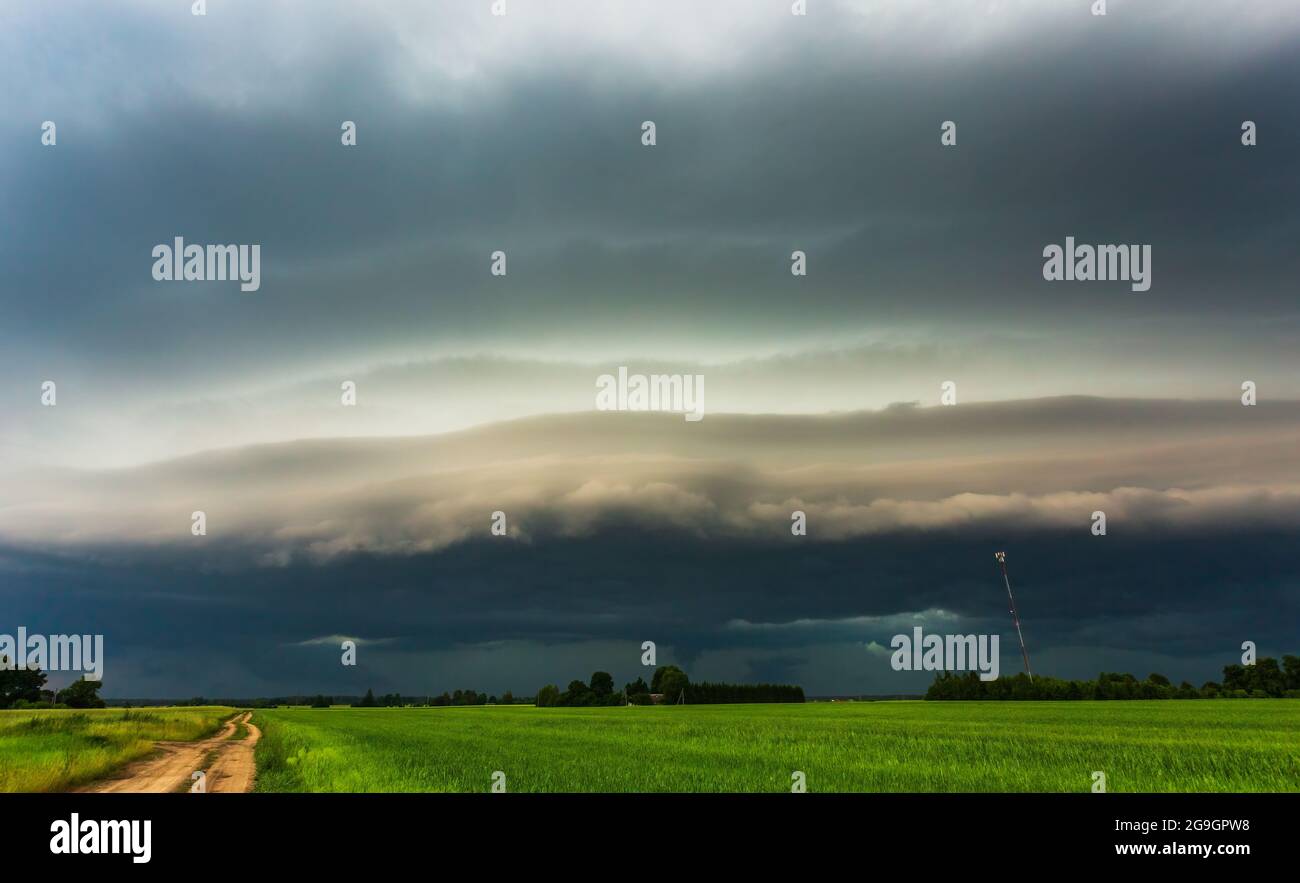 Time lapse motion black rain hi-res stock photography and images - Alamy