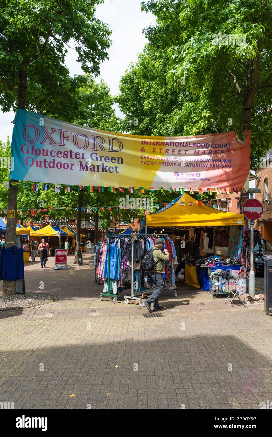Gloucester Green outdoor market, Oxford, England, UK Stock Photo Alamy