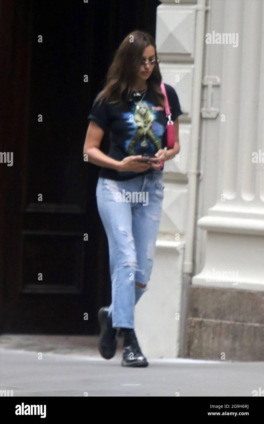 New York - NY - 20210603 Irina Shayk steps out wearing a Britney Spears