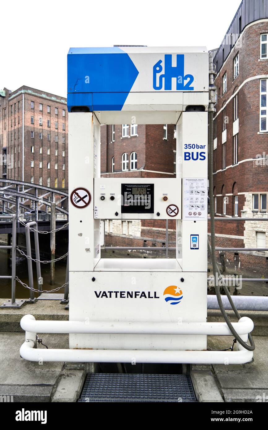 Vattenfall filling station for buses whose engines run on hydrogen, filling station of the Scandinavian energy group in Hamburg, Germany, July 22, 202 Stock Photo