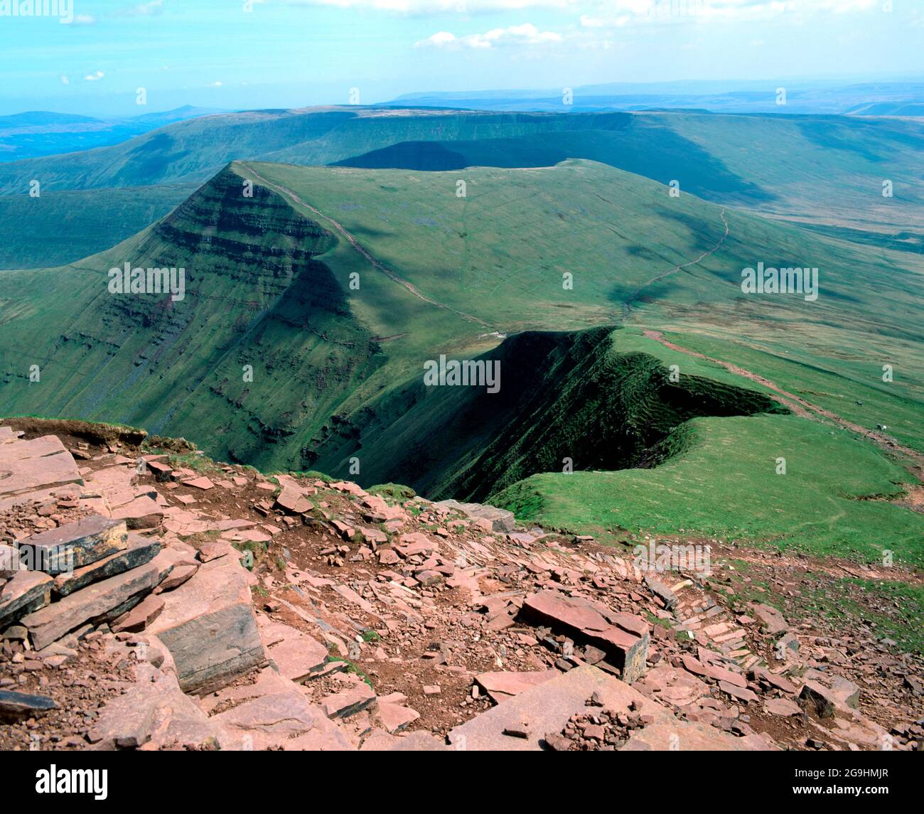 Cribyn from the summit of Pen Y Fan, Brecon Beacons National park ...