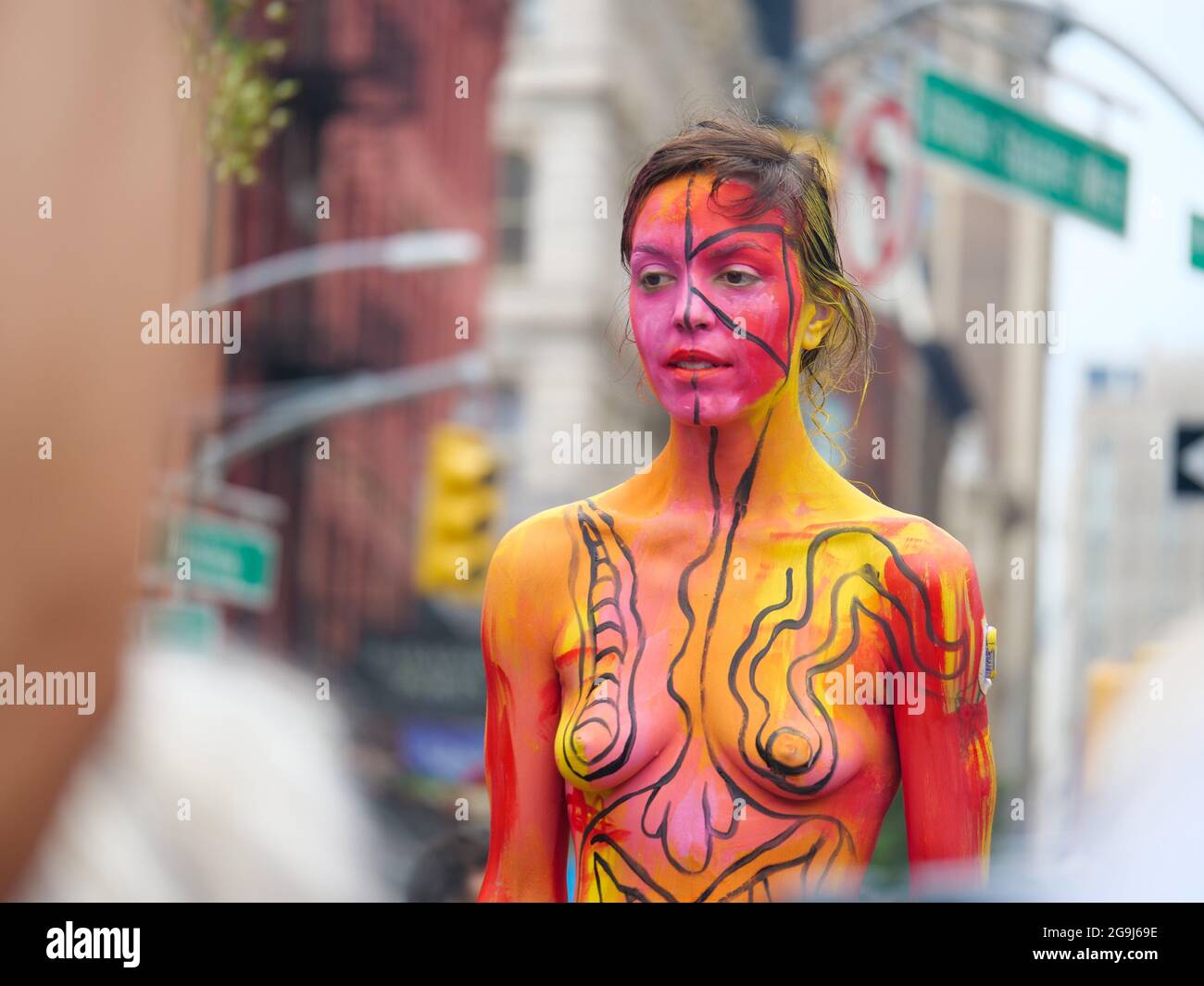 New York, New York, USA. 25th July, 2021. NYC Bodypainting Day in Union Square presented by Human Connection Arts. Supporting artistic freedom, acceptance and freedom the annual event was founded by artist Andy Golub. This years theme is Resilience to the delight of supporters, artists, models and onlookers. (Credit Image: © Milo Hess/ZUMA Press Wire) Stock Photo