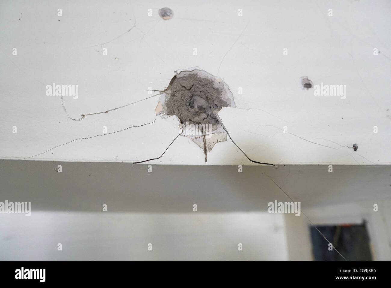 LOS MOCHIS, MEXICO - Jan 11, 2019: A closeup shot of abandoned house after Joaquin el chapo Guzman’s capture Stock Photo