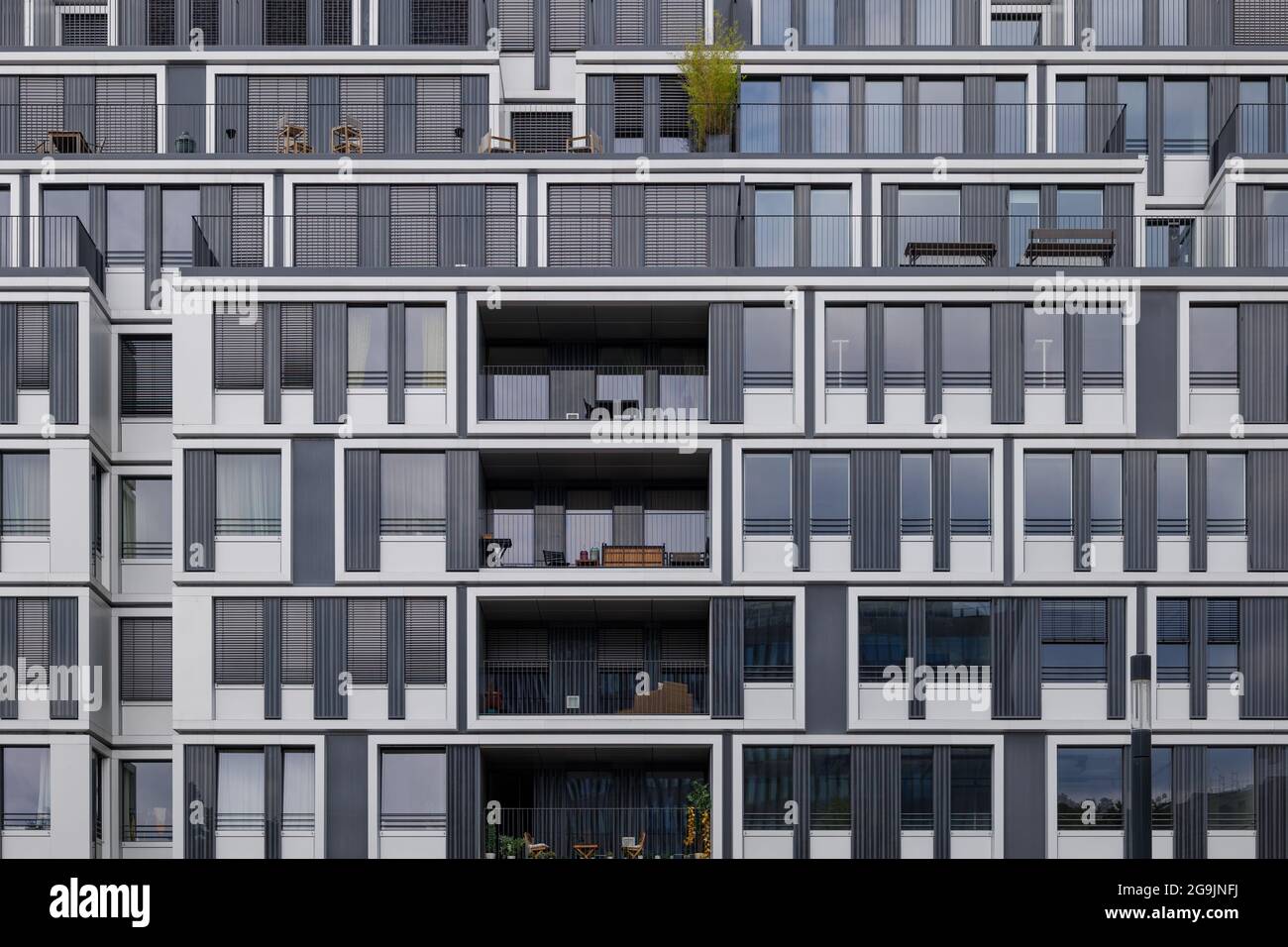 Cool Modern Building Window Arrangements Modern Update To Traditional