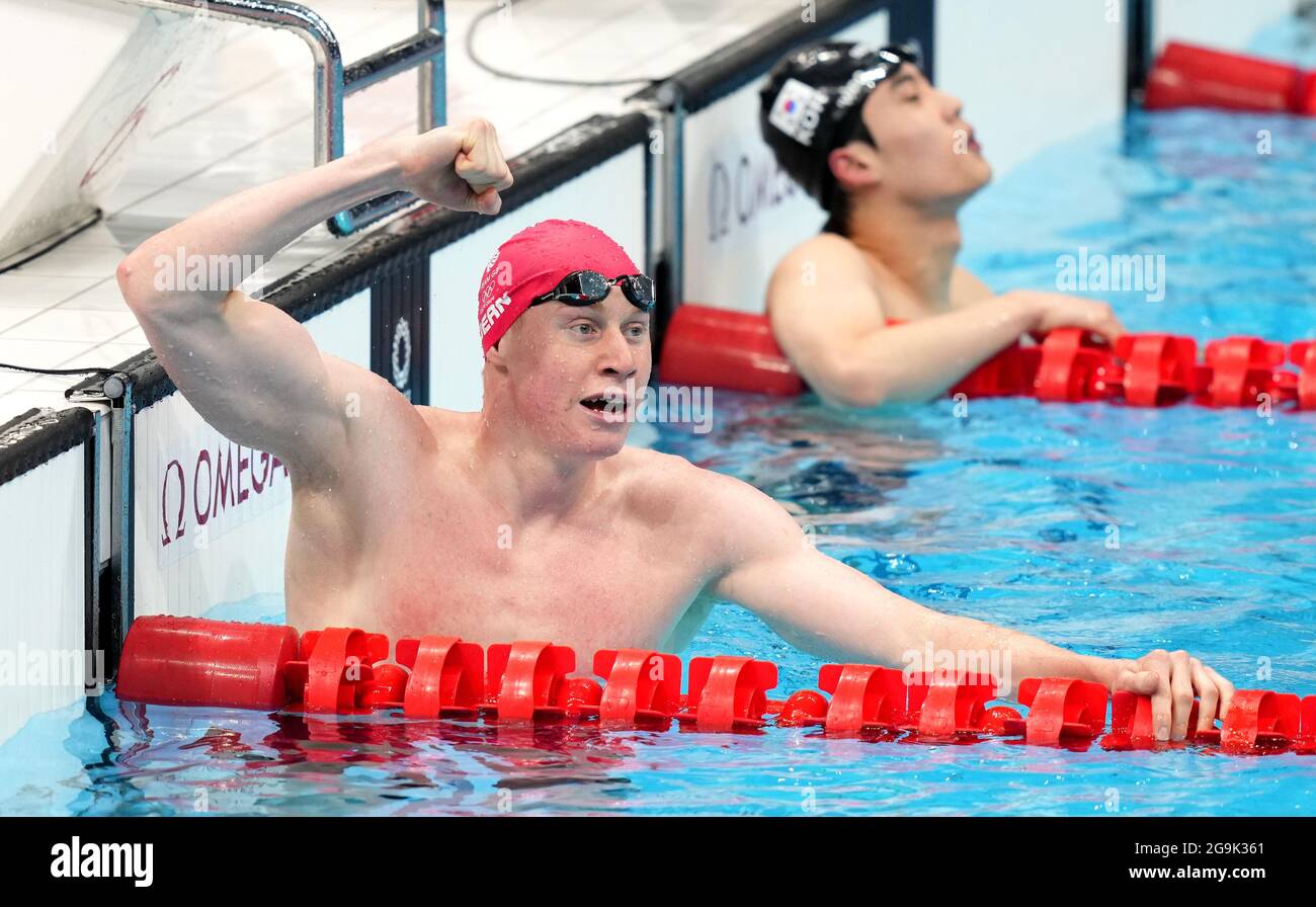 Great Britain's Tom Dean celebrates winning the Men's 200m Freestyle at Tokyo Aquatics Centre on the fourth day of the Tokyo 2020 Olympic Games in Japan. Picture date: Tuesday July 27, 2021. Stock Photo