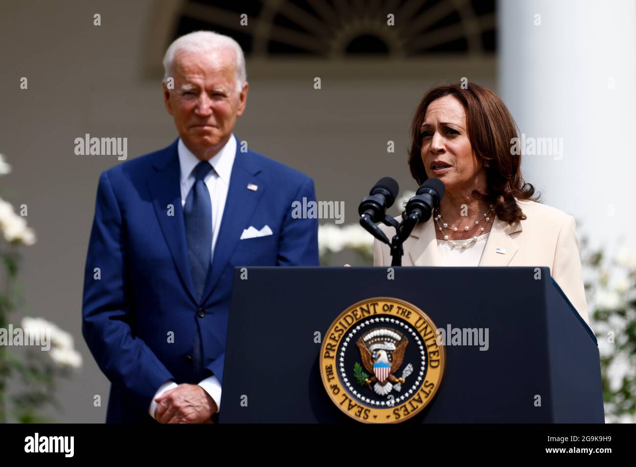 Washington, USA. 26th July, 2021. U.S. President Joe Biden (L) and Vice President Kamala Harris attend a ceremony celebrating the 31st anniversary of the Americans with Disabilities Act (ADA) at the White House in Washington, DC, the United States, on July 26, 2021. Credit: Ting Shen/Xinhua/Alamy Live News Stock Photo