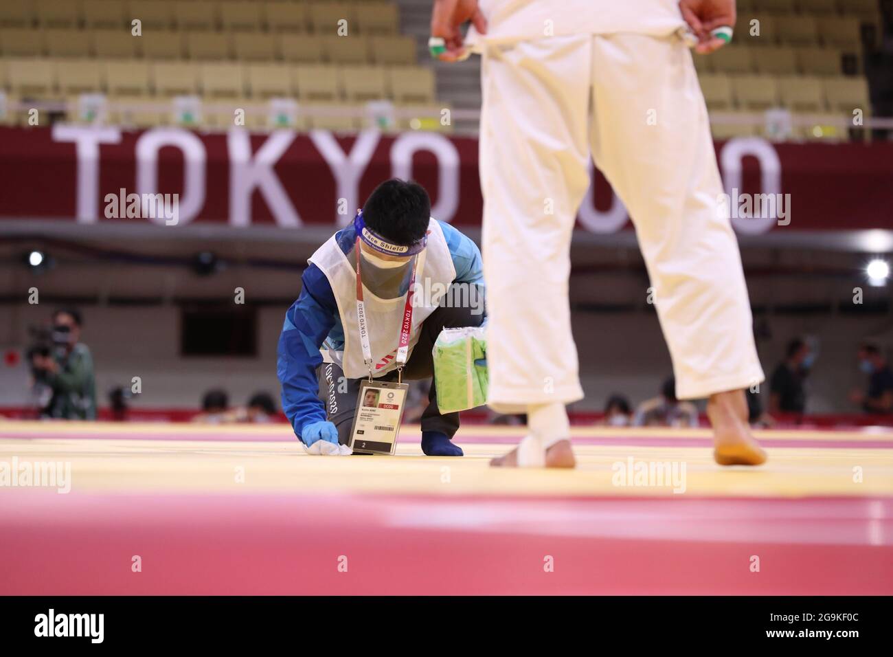Judo mat hires stock photography and images Alamy