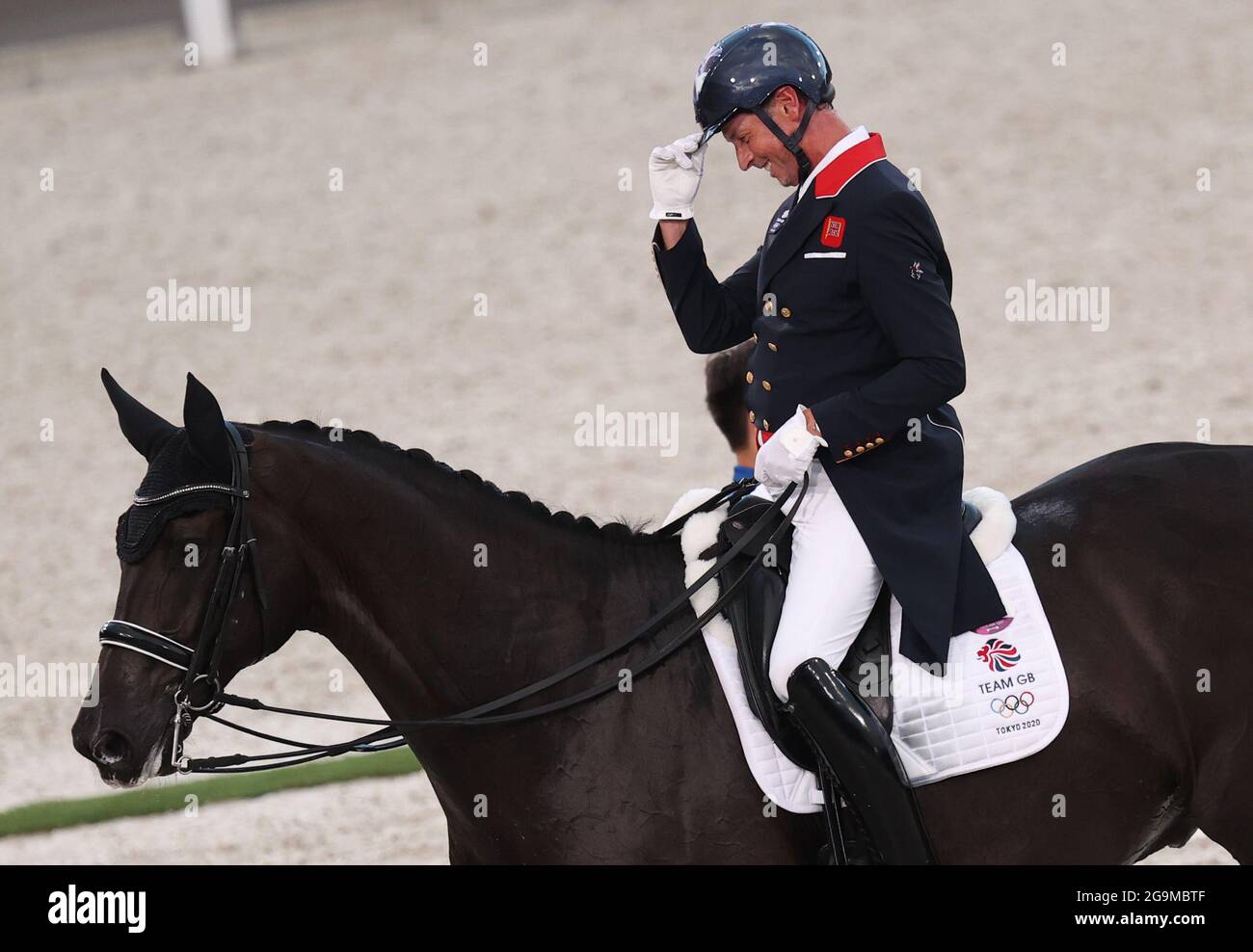 Tokyo, Japan. 27th July, 2021. Equestrian Sport/Dressage: Olympia, Team, Final, Equestrian Park. Carl Hester from Great Britain rides on En Vogue. Credit: Friso Gentsch/dpa/Alamy Live News Stock Photo