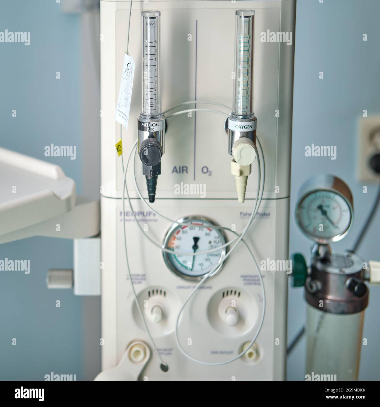 A device for resuscitation of infants and checking the child on the