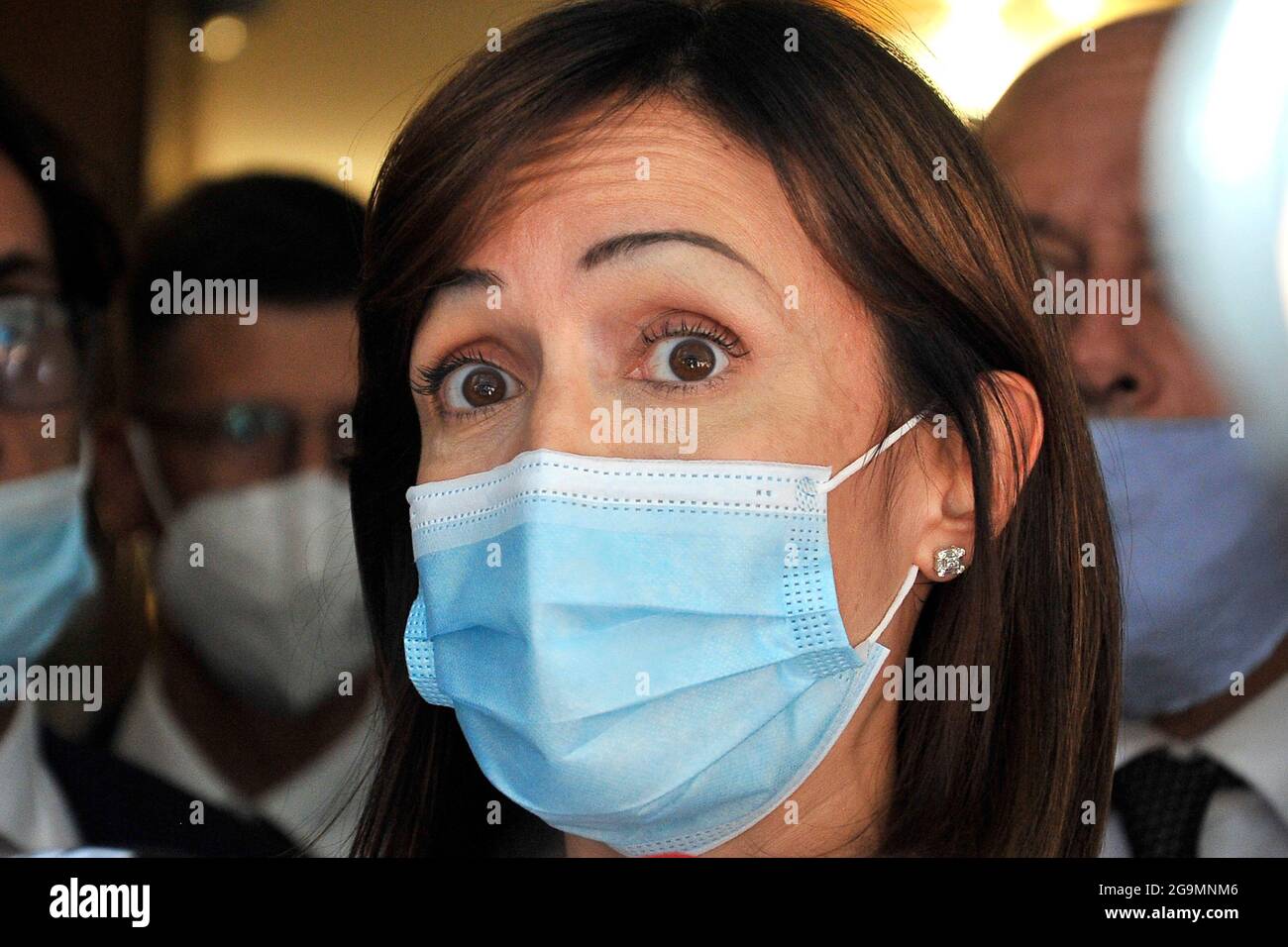 Mara Carfagna minister of southern Italy, don the anti-congestion mask, during a walk in Naples to support Catello Maresca, the new candidate for mayo Stock Photo