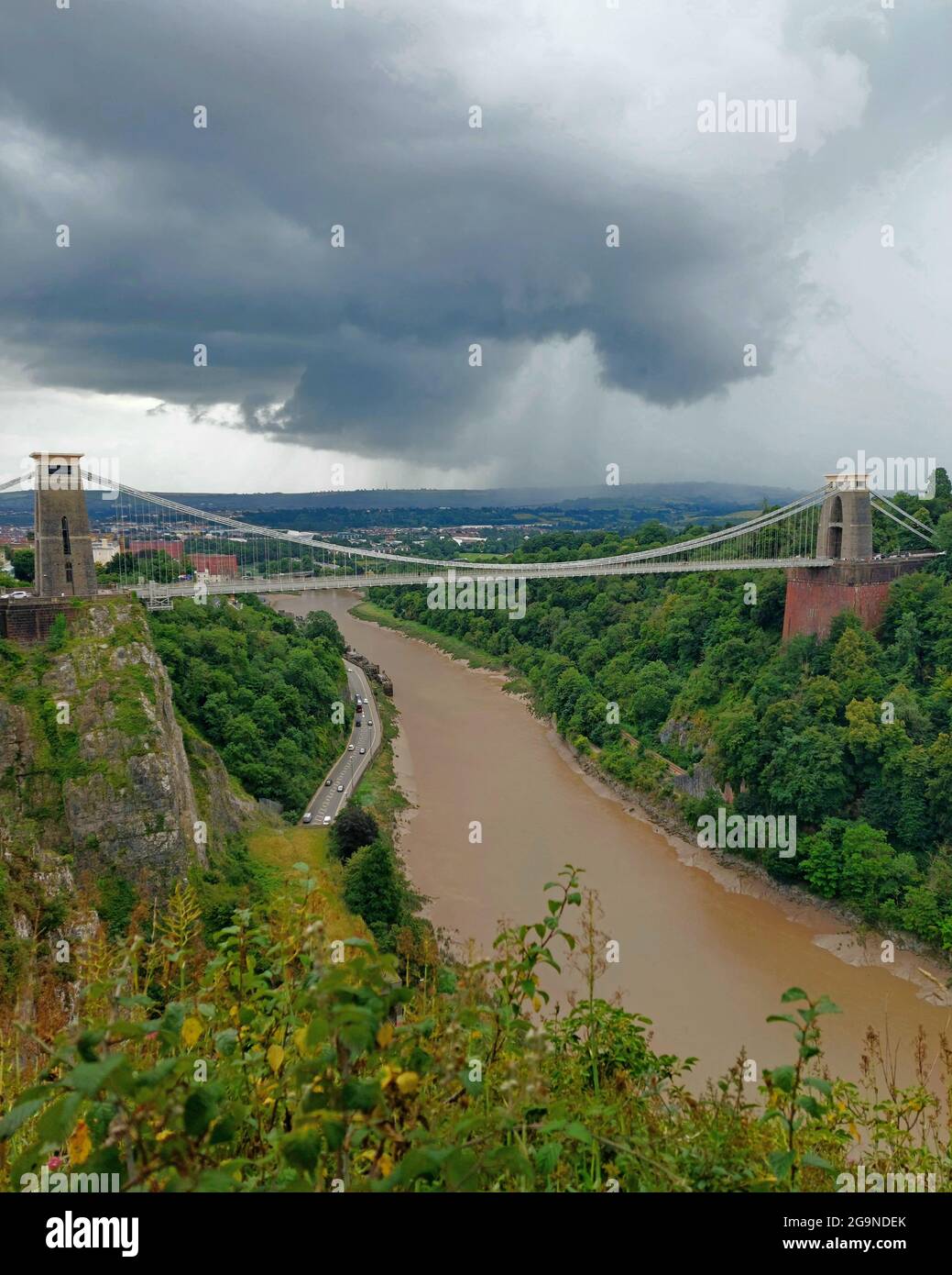Rain falling from base of cloud hires stock photography and images Alamy