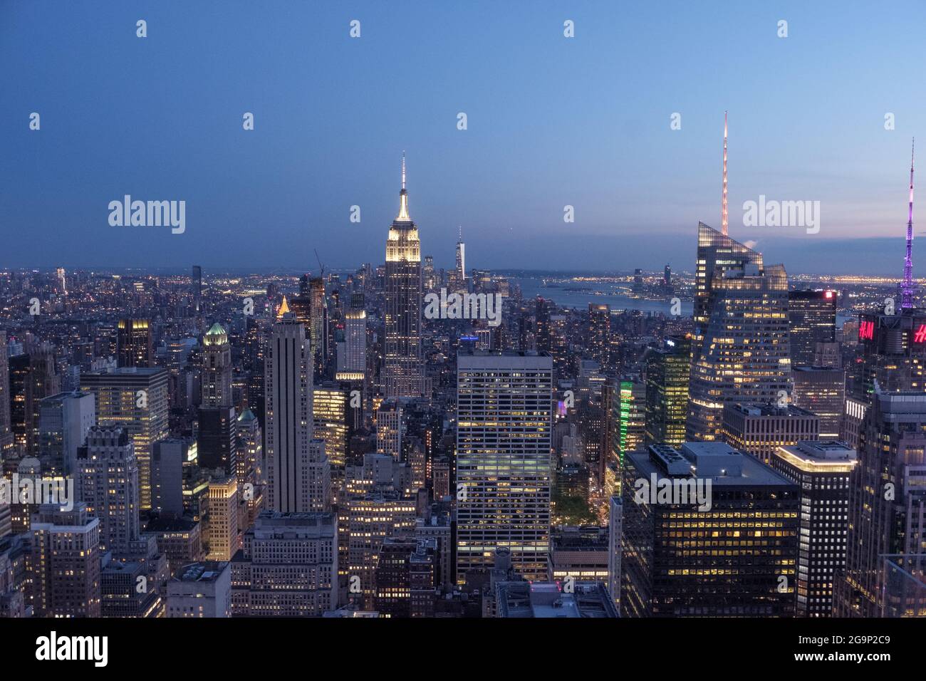 view of manhattan at night from the rockefeller center Stock Photo
