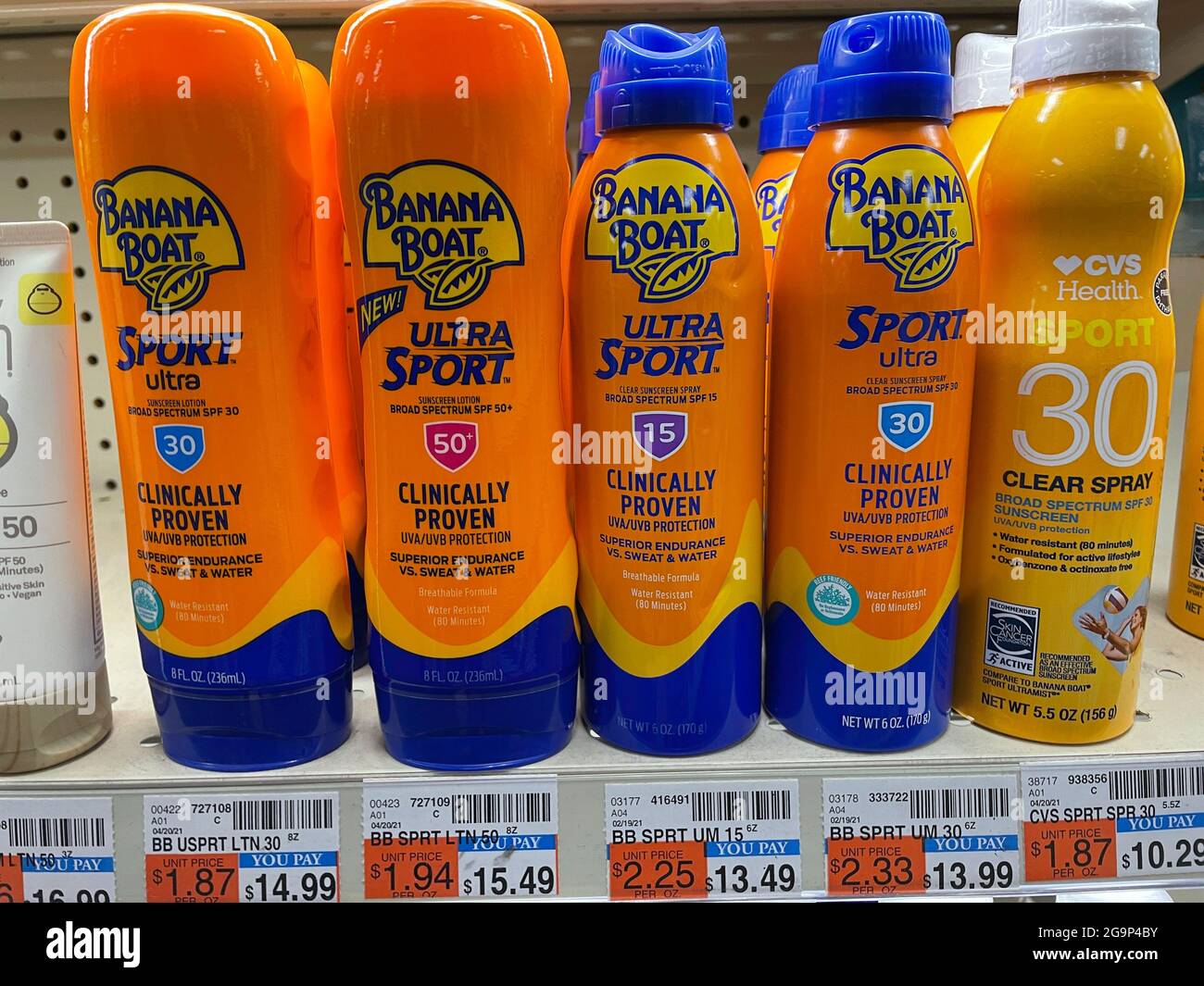 Suntan lotion hi-res stock photography and images - Alamy