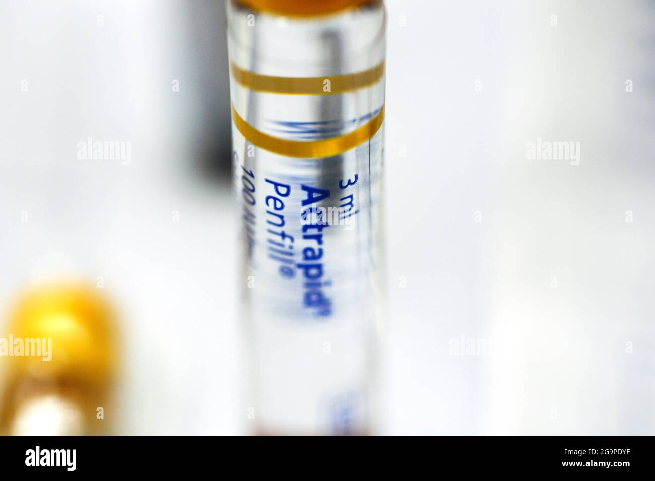 Actrapid human insulin rDNA penfill 100 IU solution for subcutaneous or intravenous injection in cartridge used in diabetic patients in IDDM patients Stock Photo