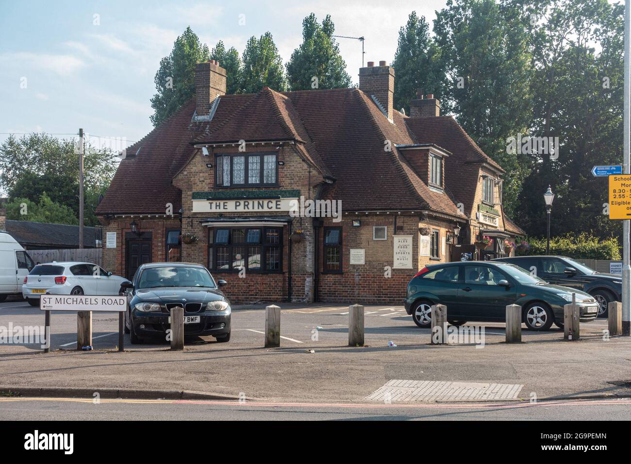 Prince pub hires stock photography and images Alamy