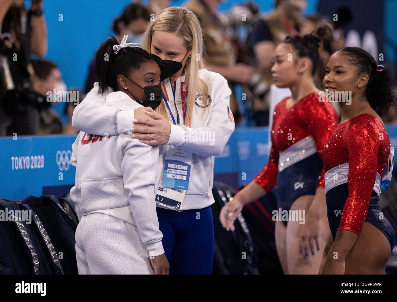 Jordan chiles simone biles hires stock photography and images Alamy