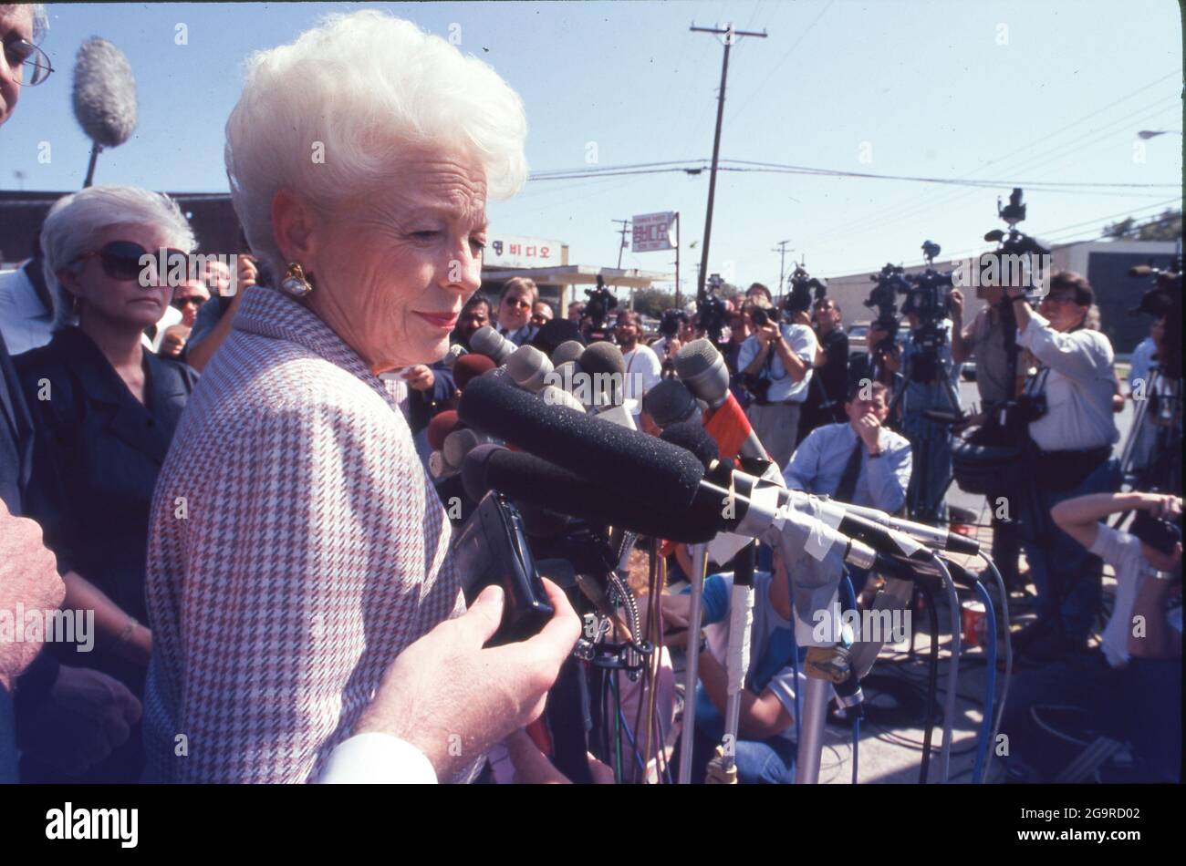 Killeen Texas USA, October 1991: A somber Texas Gov. Ann Richards talks to the press after attending a memorial service for victims of a mass shooting at Luby's Cafeteria in Killeen on October 16. George Hennard, a 35-year-old Killeen resident, crashed a pickup into the eatery and shot 23 people to death before killing himself. ©Bob Daemmrich Stock Photo