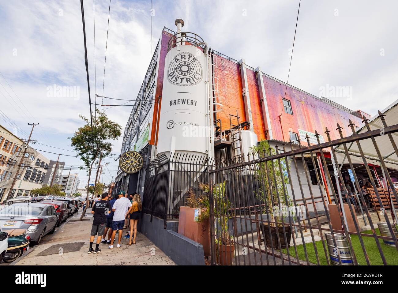 Los angeles downtown arts district hires stock photography and images