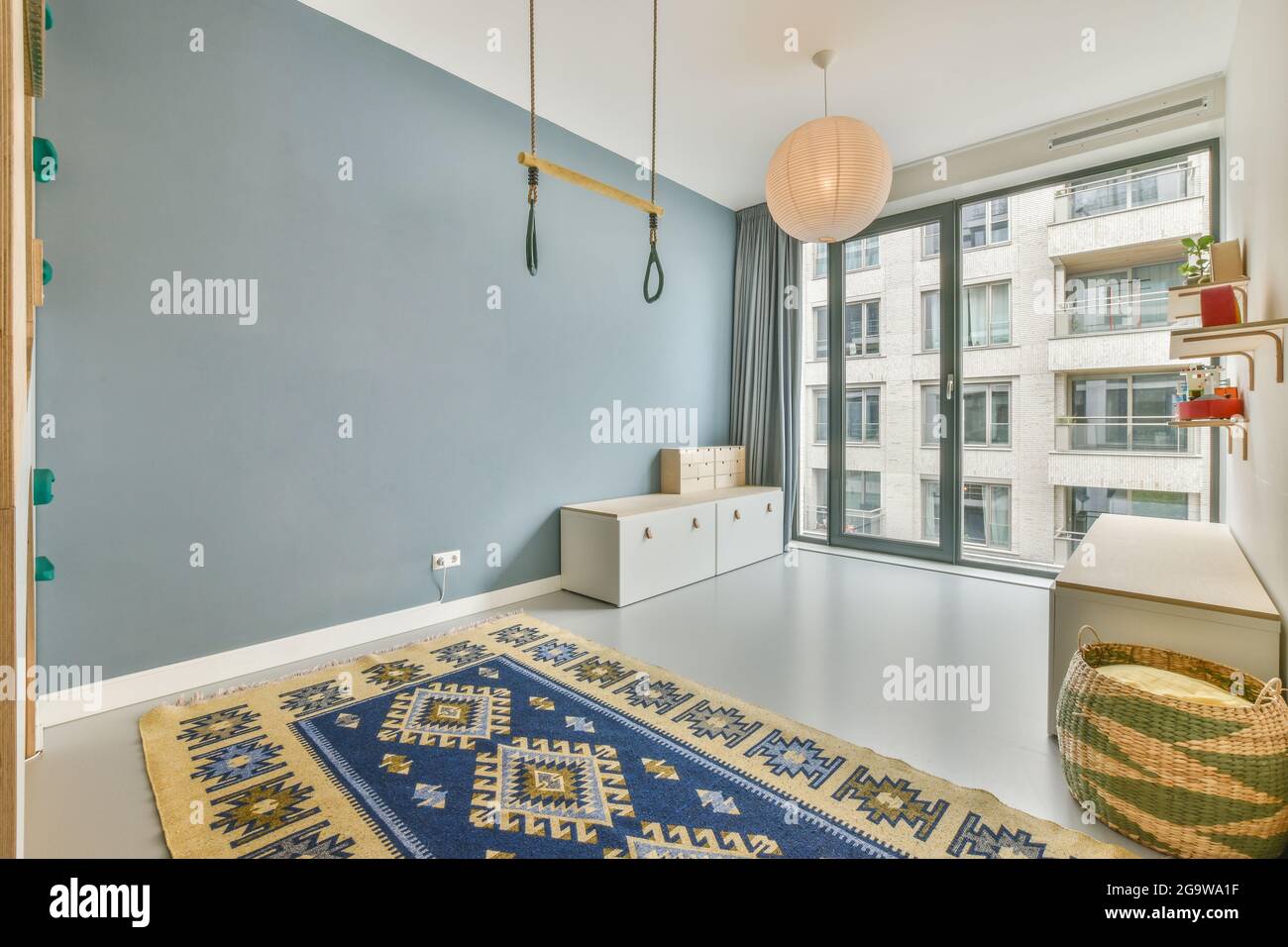Bright interior design of a luxury house Stock Photo - Alamy