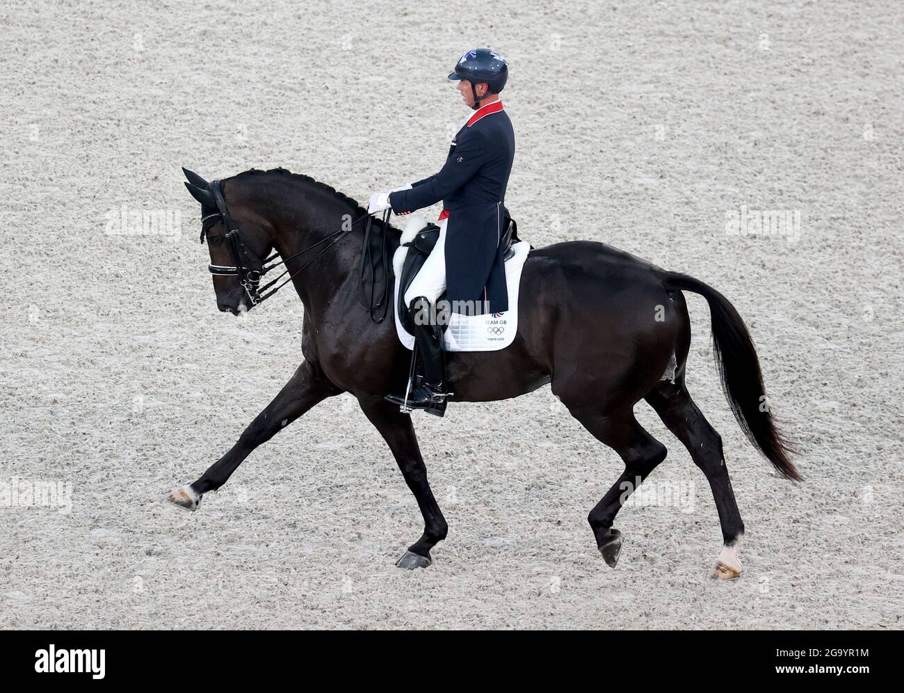 Tokio, Japan. 28th July, 2021. Equestrian Sport/Dressage: Olympia, Individual, Final at the Equestrian Park. Carl Hester from Great Britain rides on En Vogue. Credit: Friso Gentsch/dpa/Alamy Live News Stock Photo