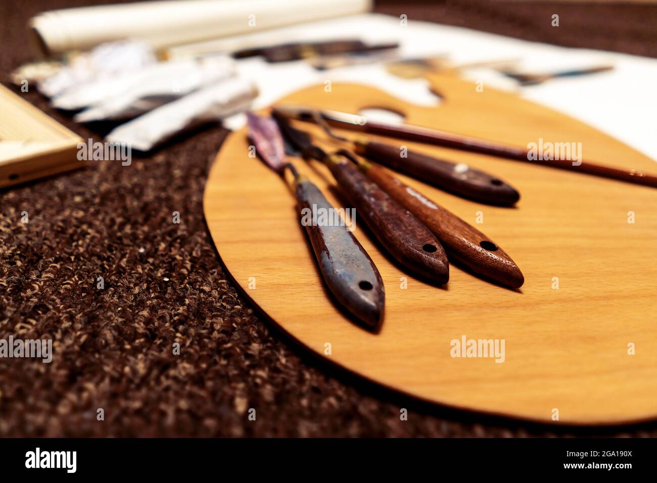 Different types of palette knife Stock Photo Alamy
