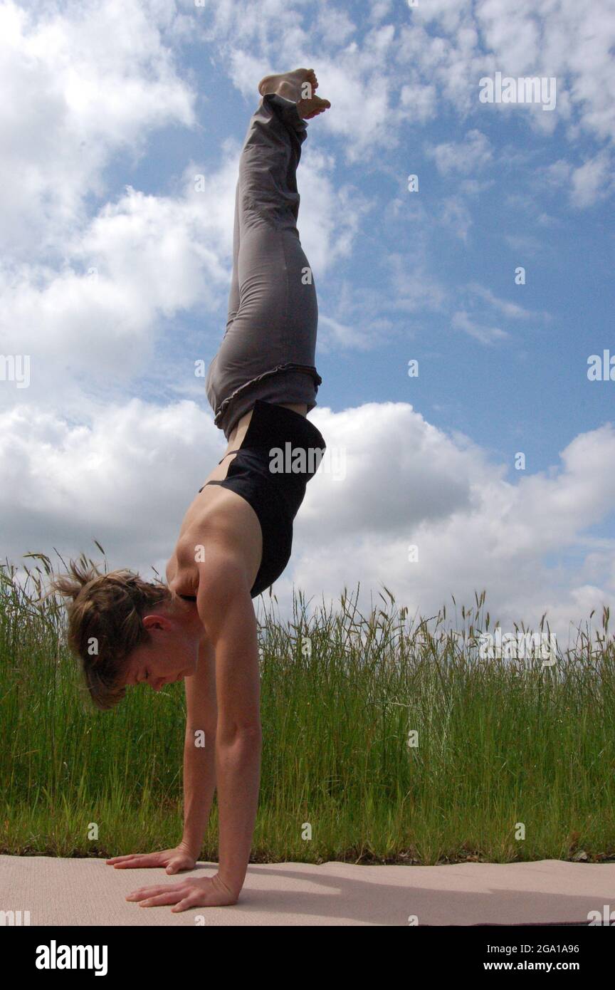 Yoga in Berlin und Brandenburg, Germany Stock Photo Alamy