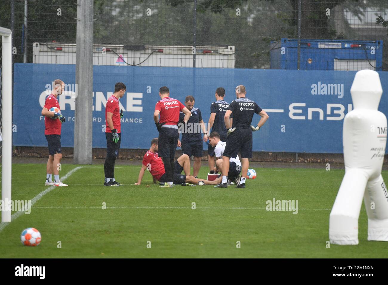 KSC Keeper Marius Gersbeck hurts in Training Karlsruher SC verletzt Stock Photo
