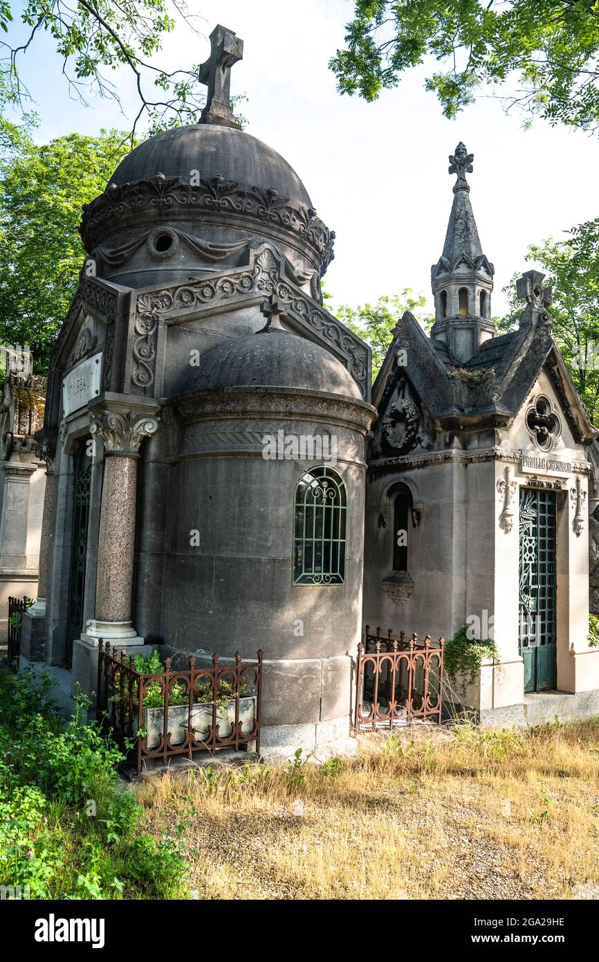 Pere Lachaise Cemetery is the largest cemetery in Paris, France. Stock Photo