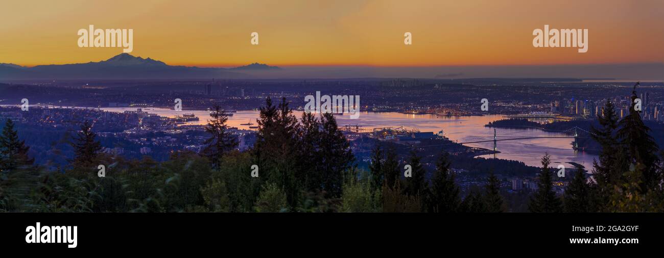 Panoramic view from Cypress Bowl Lookout in the early morning in West Vancouver with a view of Mount Baker in Washington Stock Photo