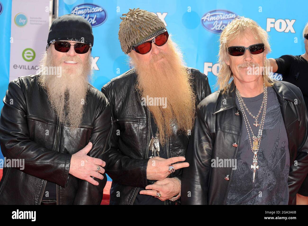 Los Angeles, USA. 21st May, 2008. Dusty Hill, John Cusimano and Billy F. Gibbons of ZZ Top. 21 May 2008 - Los Angeles, California. American Idol 2008 Grand Finale - Arrivals at the Nokia Theatre. Photo Credit: Giulio Marcocchi/Sipa Press. /Idol gm.065/0805220941 Credit: Sipa USA/Alamy Live News Stock Photo